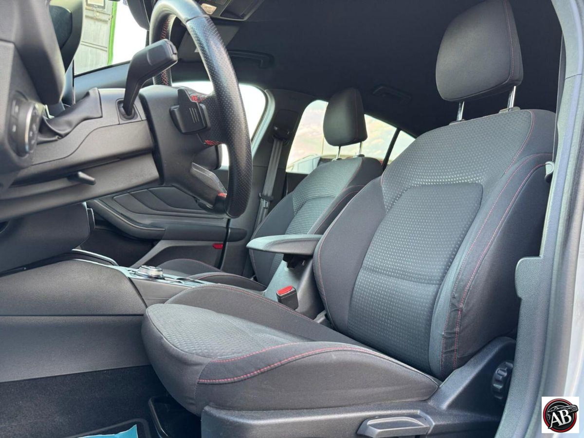 Ford Focus 1.5 EcoBlue 120 CV aut. 5p. Active Design (19)