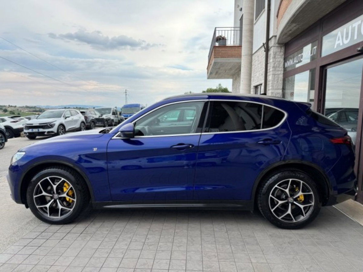 Alfa Romeo Stelvio 2.2 t Veloce Q4 210cv auto (11)