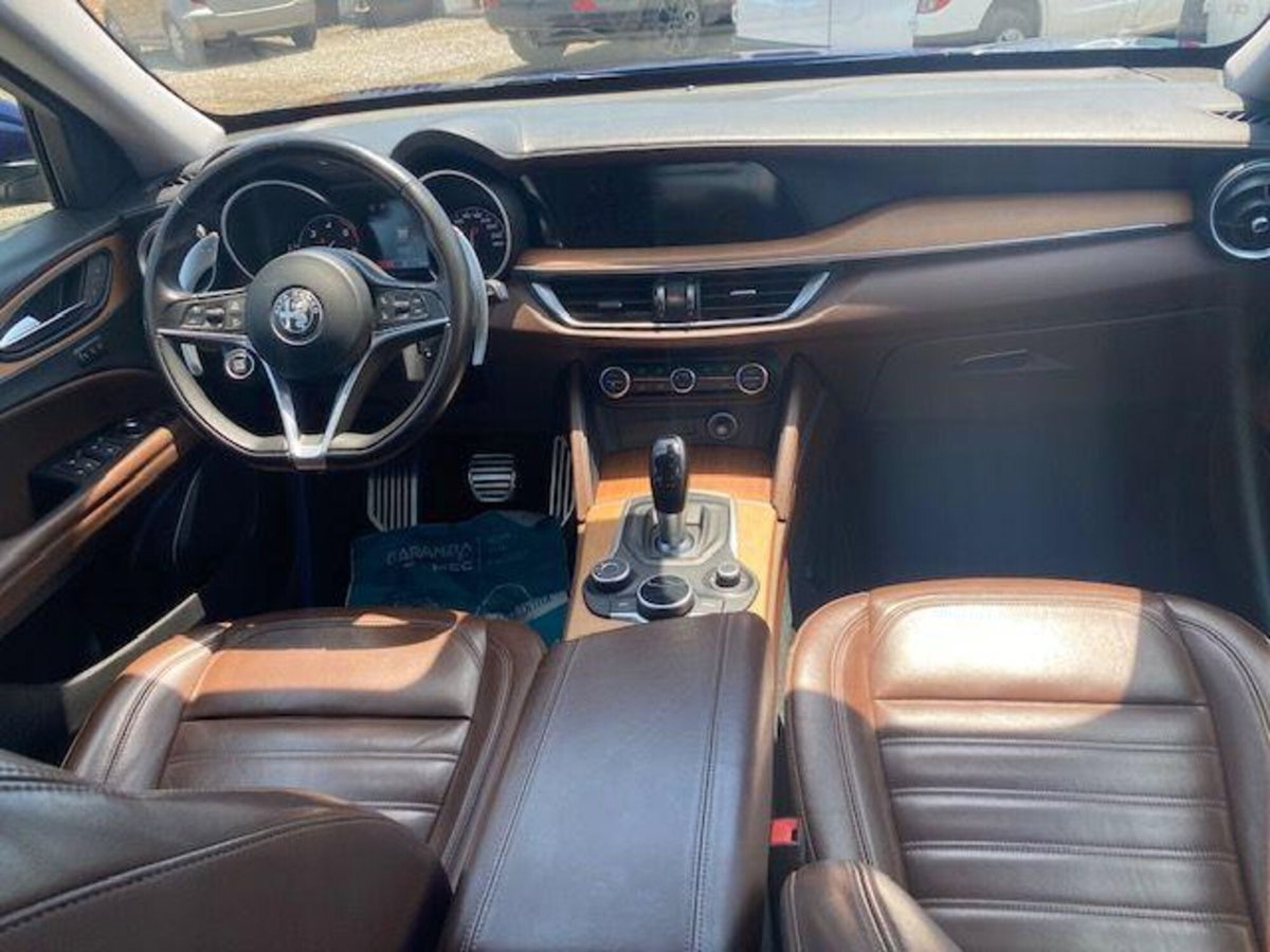 Alfa Romeo Stelvio Stelvio 2.2 Turbodiesel 210 CV AT8 Q4 Super (13)