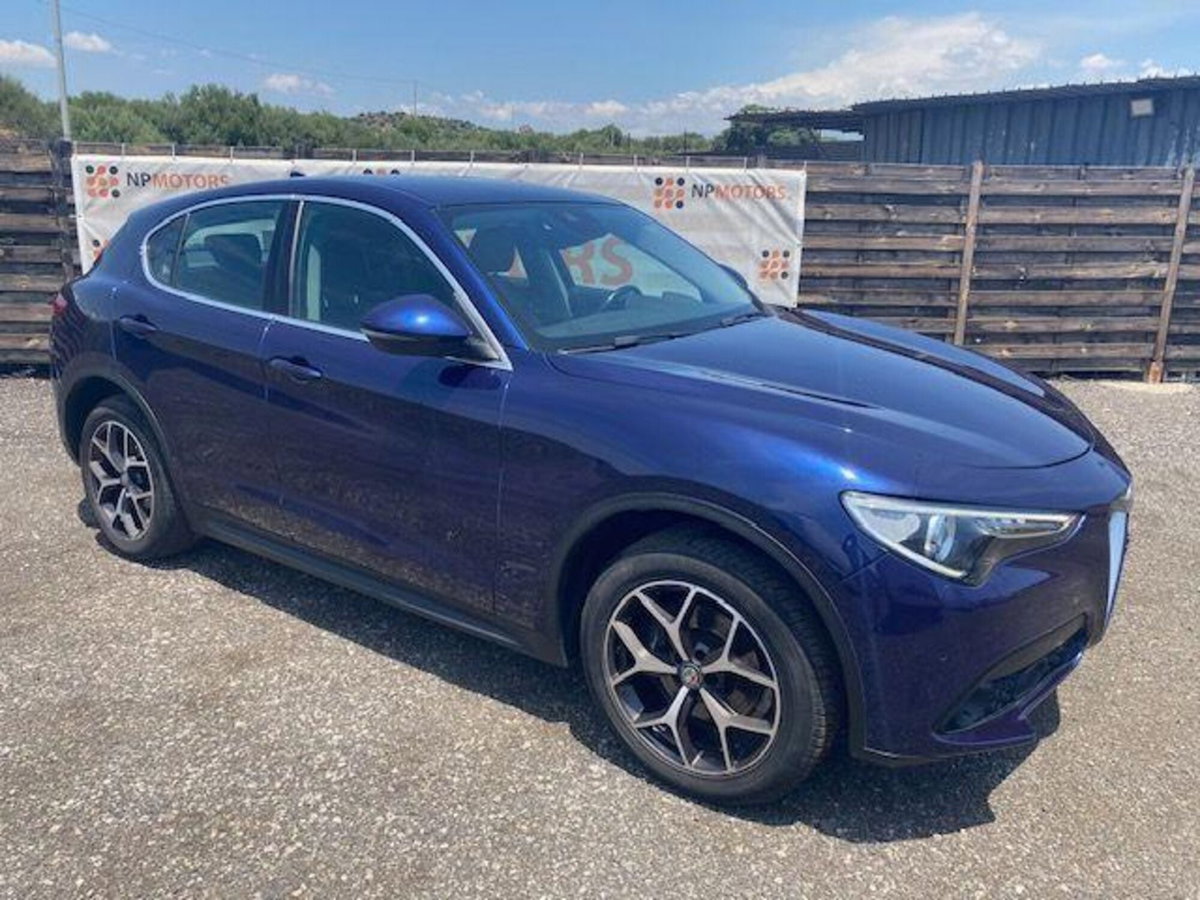 Alfa Romeo Stelvio Stelvio 2.2 Turbodiesel 210 CV AT8 Q4 Super (8)