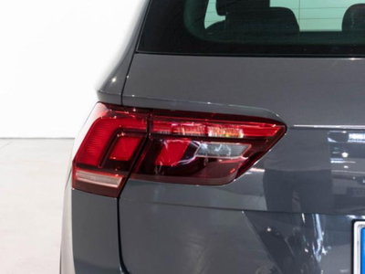 Volkswagen Tiguan 2.0 tdi Life 150cv dsg (9)