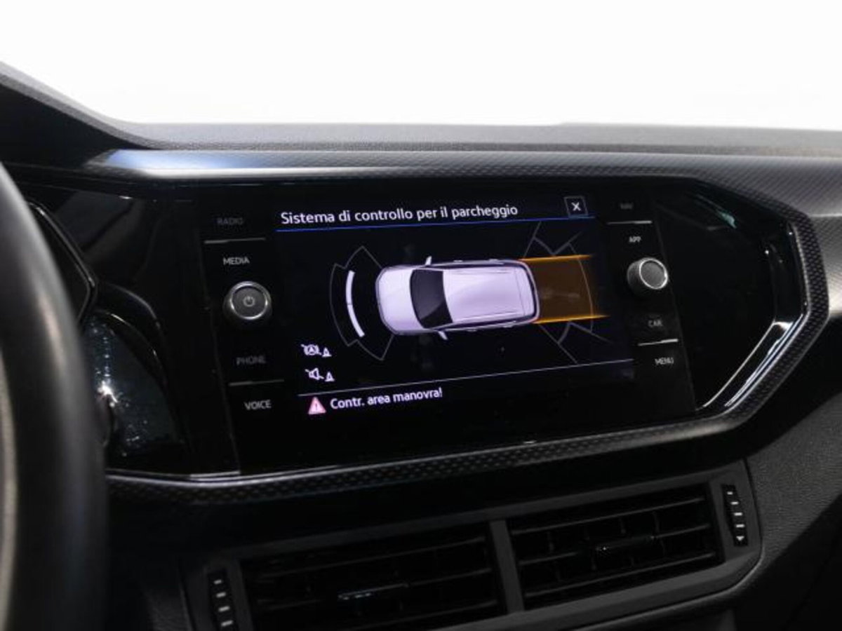 Volkswagen T-Cross 1.0 TSI 110 CV Sport (15)
