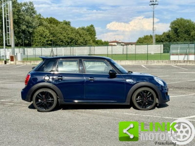 MINI Mini 2.0 Cooper SD aut. 5 porte (5)