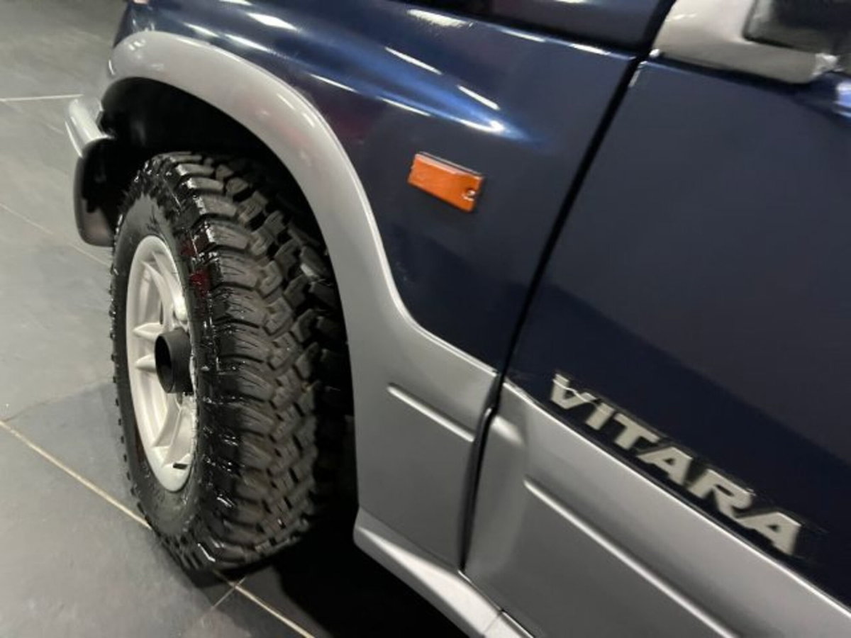 Suzuki Vitara 1.9 TD JLX De Luxe S (12)