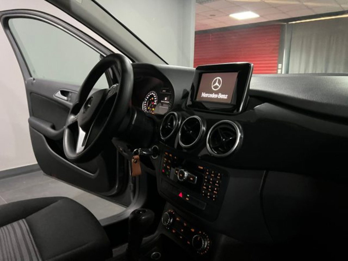 Mercedes-Benz Classe B 180 CDI Executive (8)