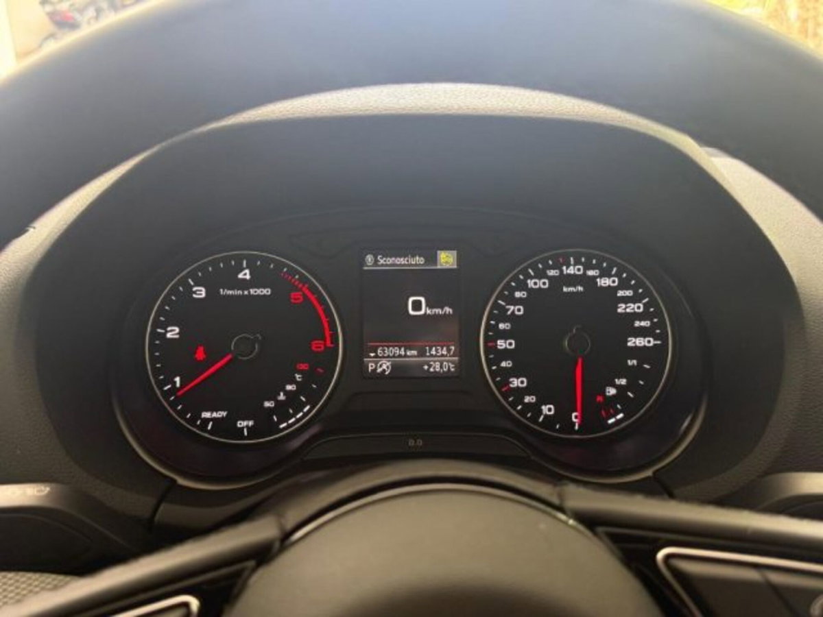Audi Q2 Q2 35 TDI quattro S tronic Admired Advanced (18)