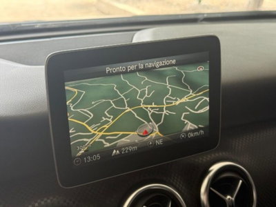 Mercedes-Benz Classe A 200 d Automatic Sport (13)