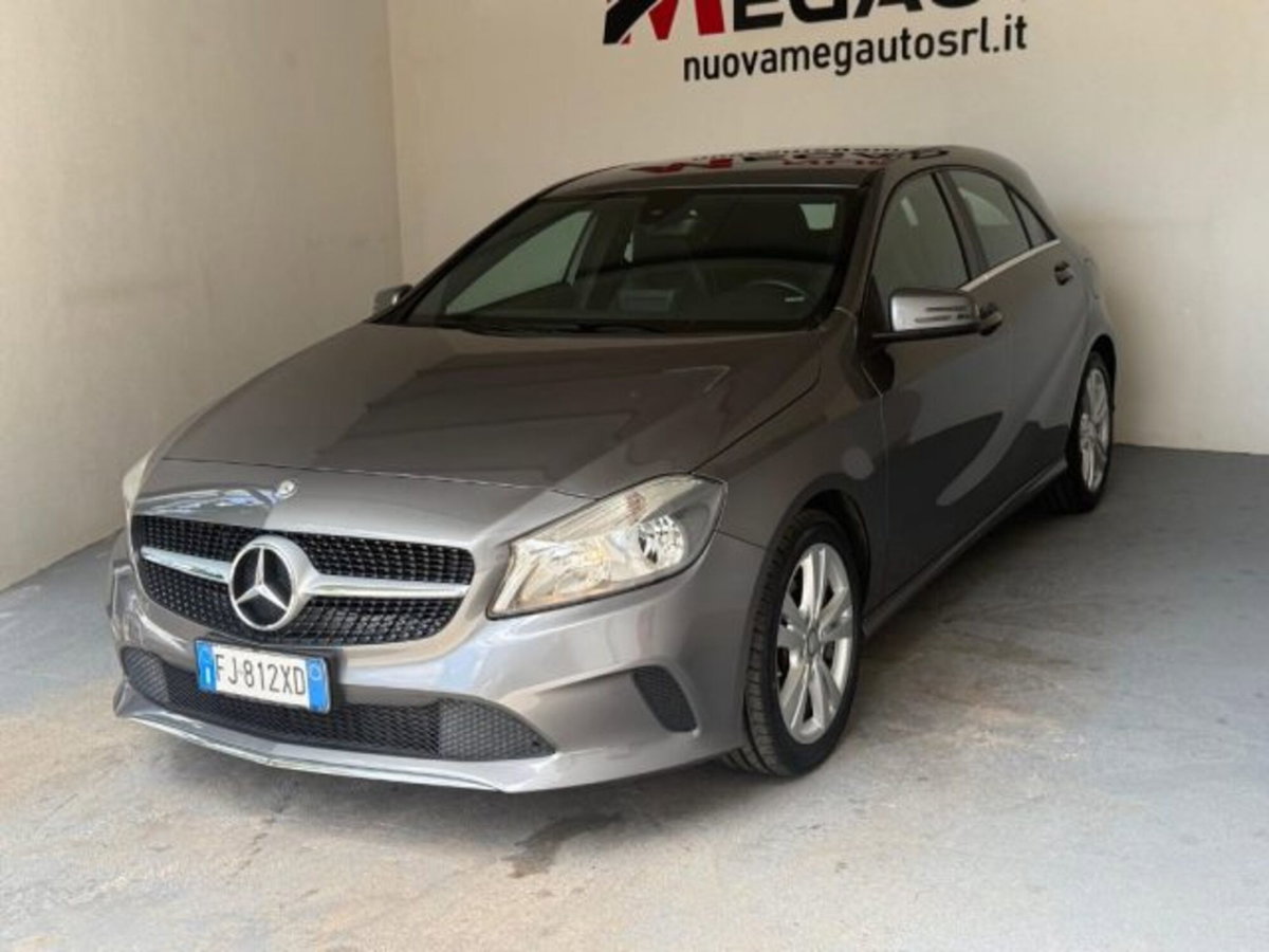 Mercedes-Benz Classe A 200 d Automatic Sport (2)