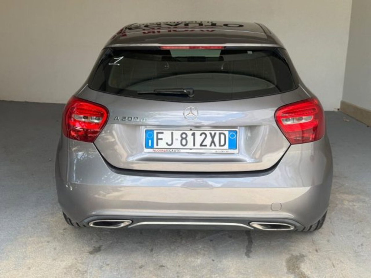 Mercedes-Benz Classe A 200 d Automatic Sport (7)