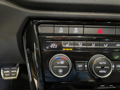 Volkswagen T-Roc 2.0 tsi R 4motion dsg (12)