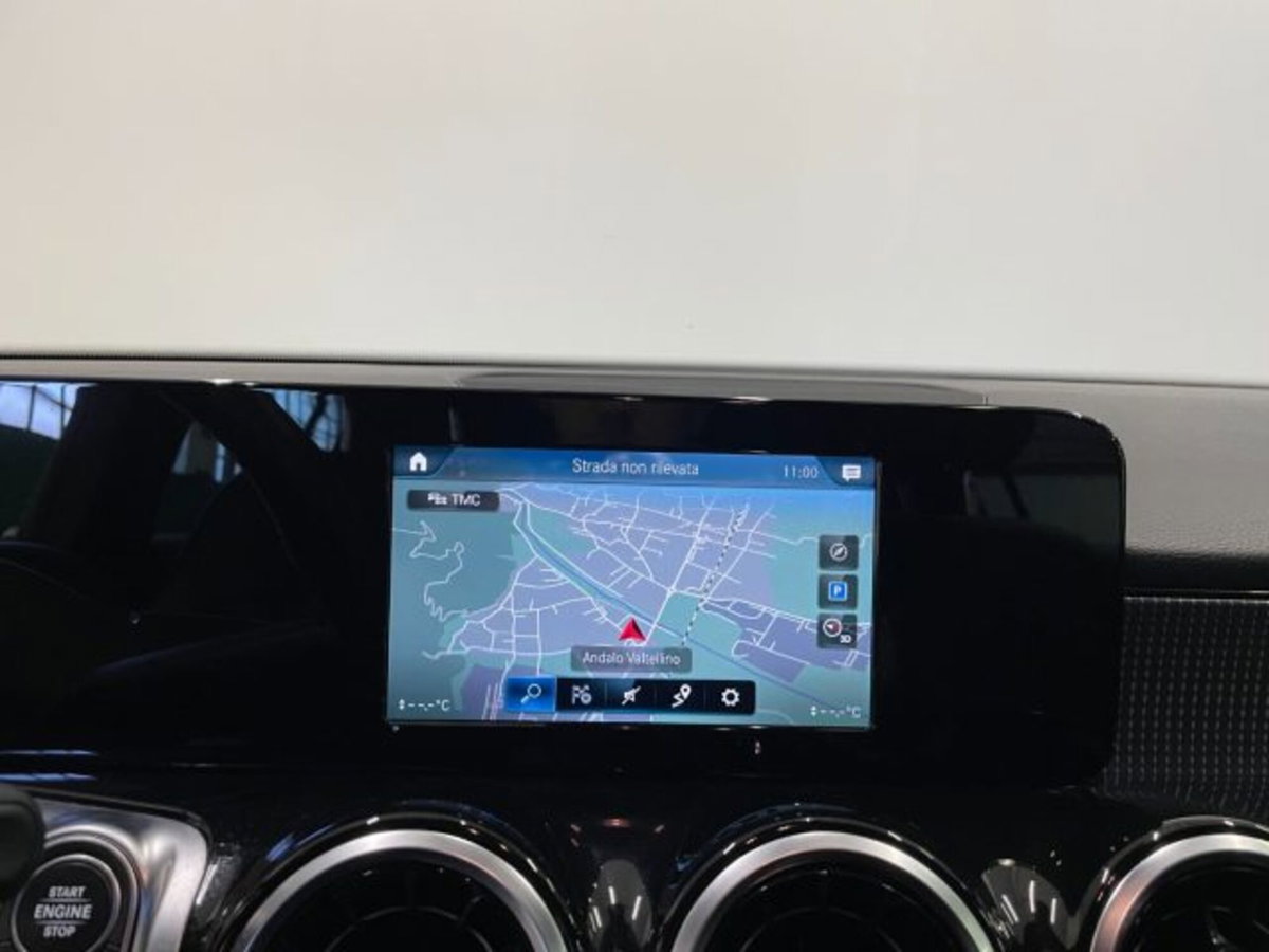 Mercedes-Benz GLB 220 d Automatic 4Matic Sport (10)