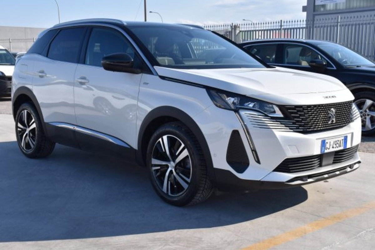Peugeot 3008 BlueHDi 130 S&S EAT8 GT (3)