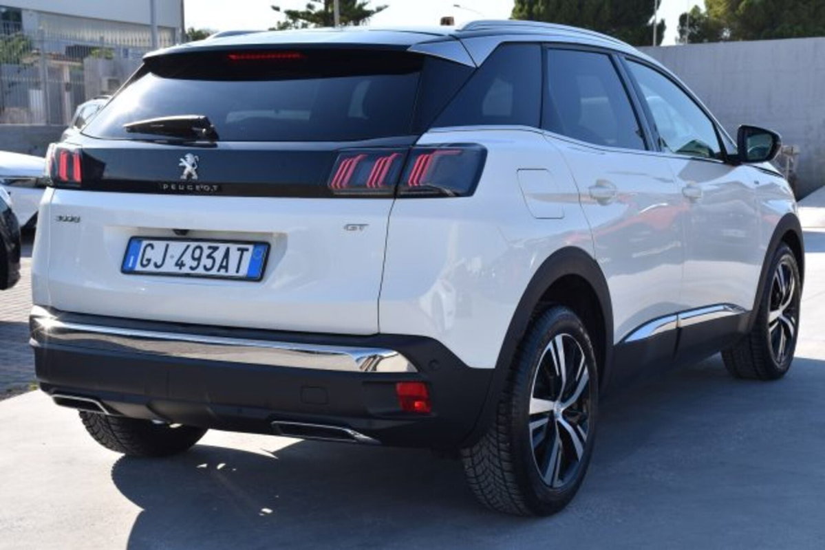 Peugeot 3008 BlueHDi 130 S&S EAT8 GT (4)