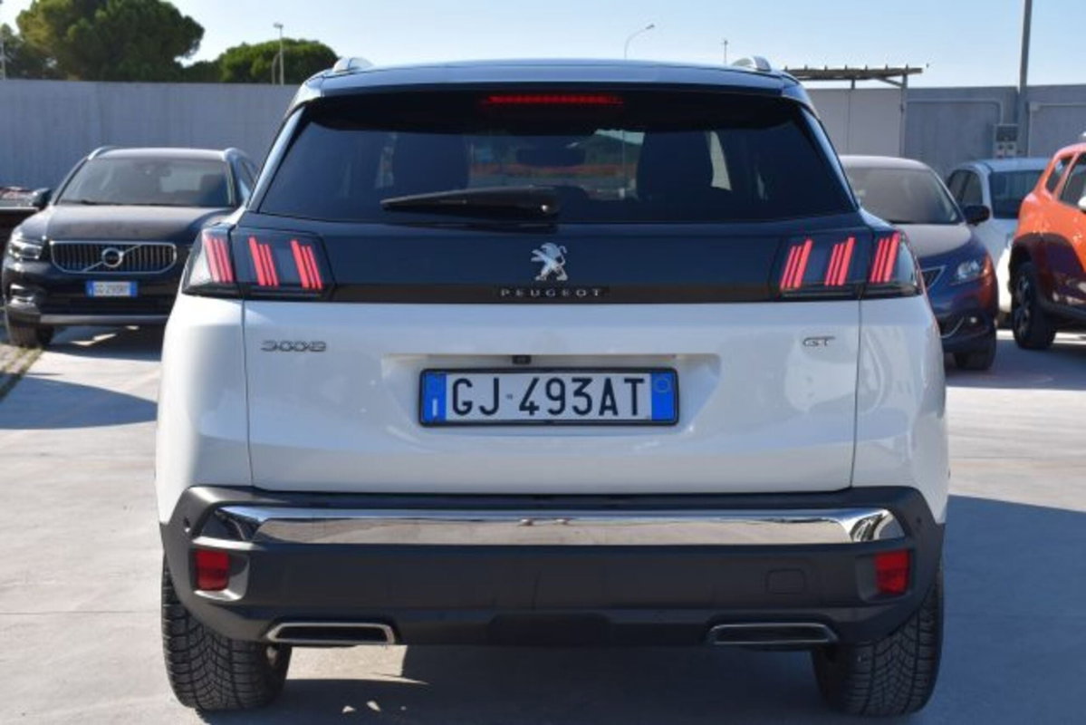 Peugeot 3008 BlueHDi 130 S&S EAT8 GT (5)