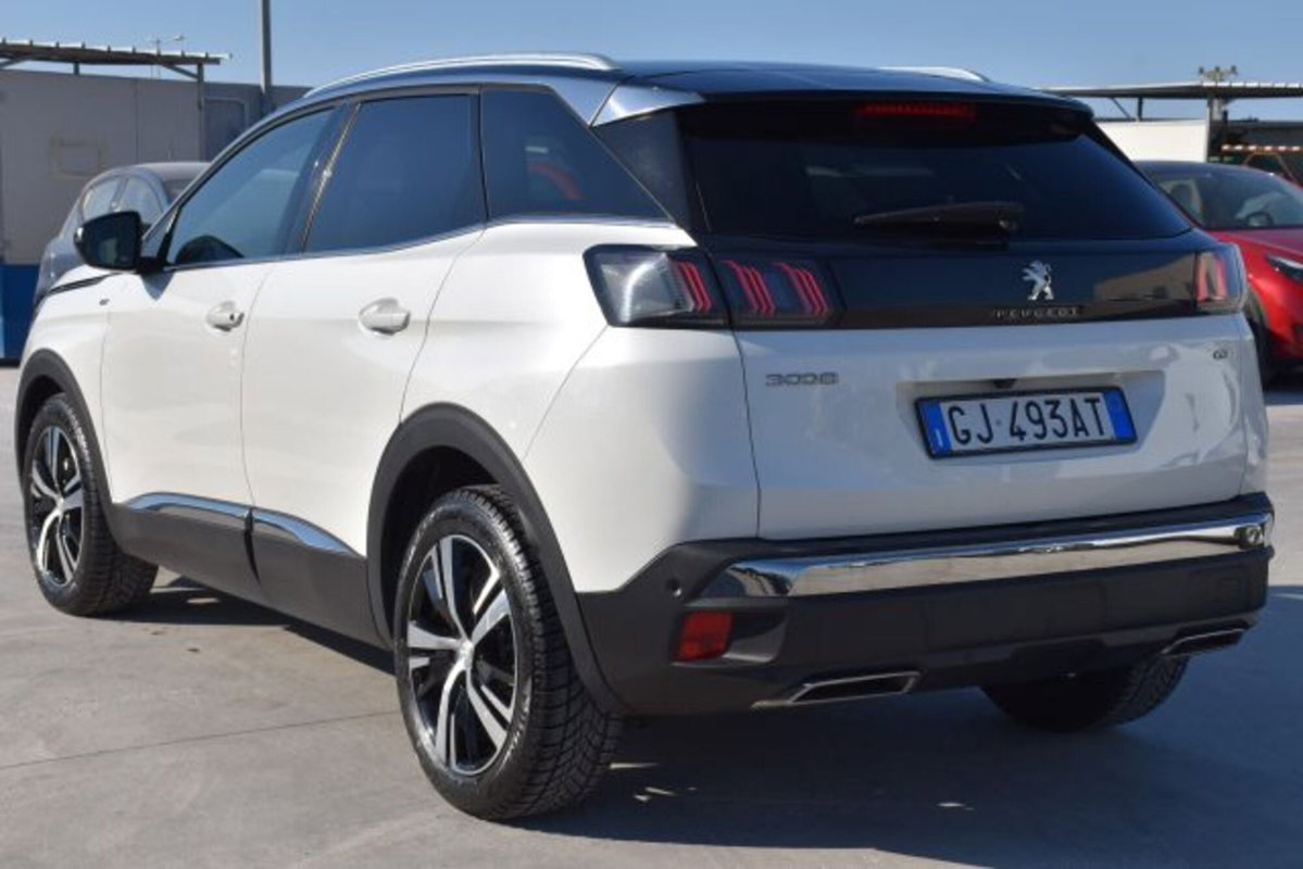 Peugeot 3008 BlueHDi 130 S&S EAT8 GT (6)