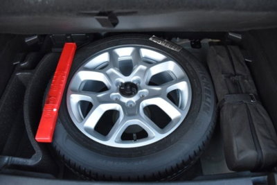 Jeep Renegade 1.6 Mjt 120 CV Limited (16)