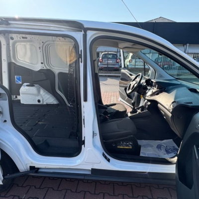 Ford Transit Courier 1.5 TDCi 75CV  Trend (15)