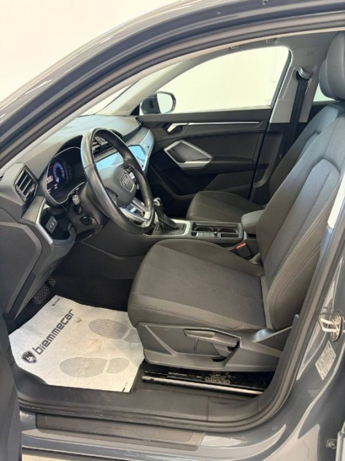 Audi Q3 Sportback 35 TDI Business Plus (11)