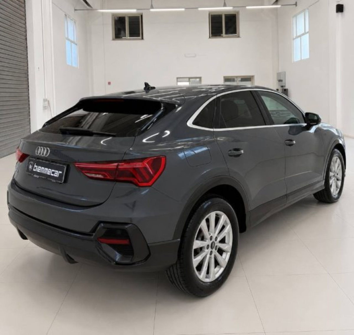 Audi Q3 Sportback 35 TDI Business Plus (3)