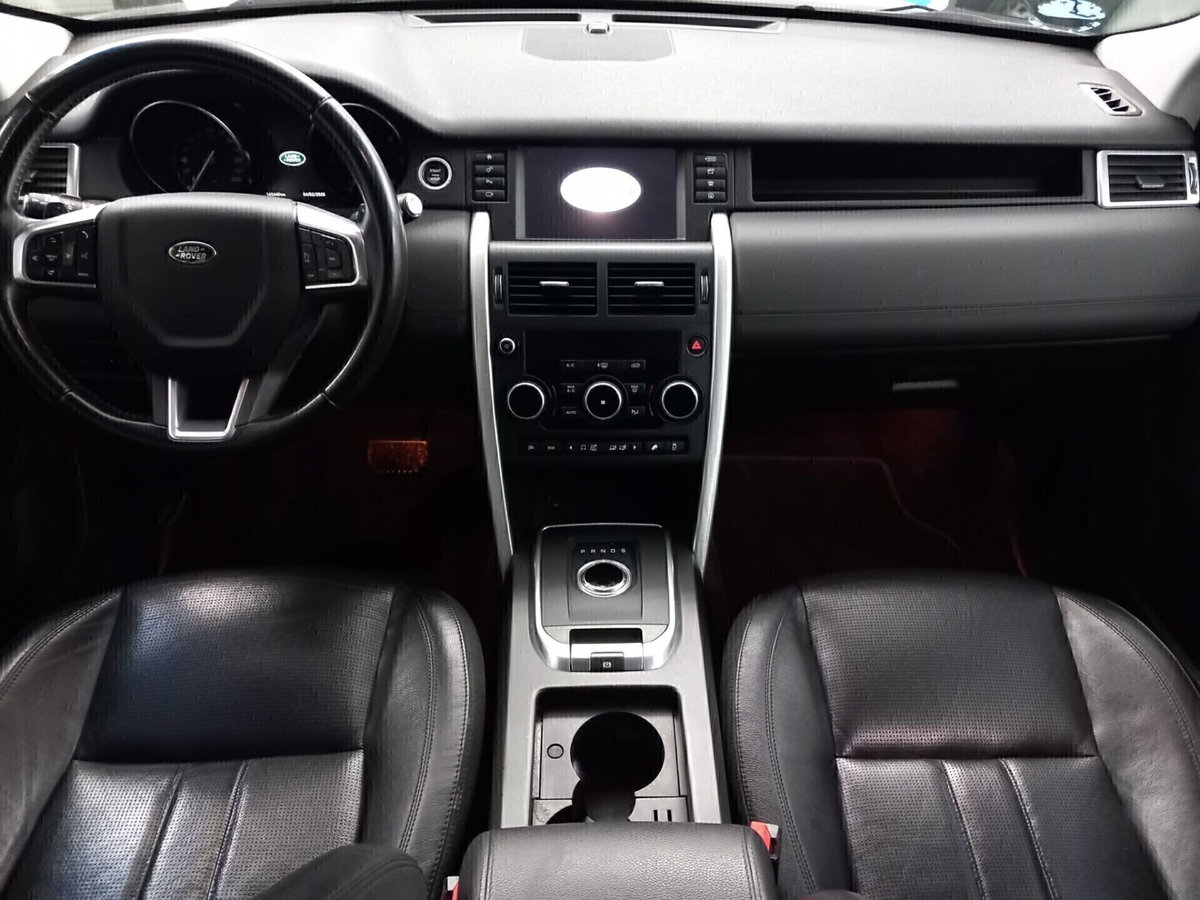 Land Rover Discovery Sport 2.0 TD4 150 CV Pure (12)