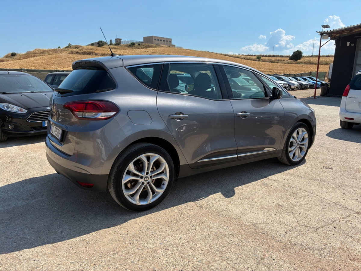 Renault Scenic E-Tech Electric XMod dCi 110 CV Start&Stop Energy Bose (6)