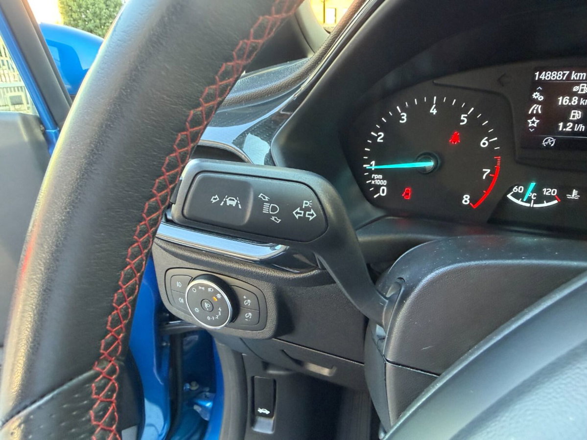 Ford Fiesta 1.0 EcoBoost 100CV 5 porte ST-Line (18)