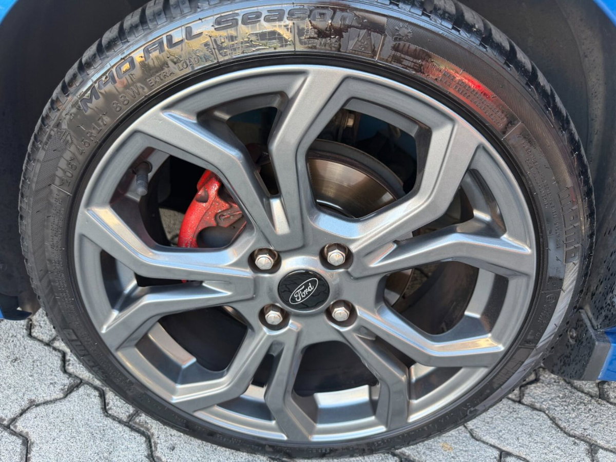Ford Fiesta 1.0 EcoBoost 100CV 5 porte ST-Line (20)