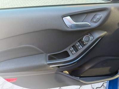 Ford Fiesta 1.0 EcoBoost 100CV 5 porte ST-Line (9)