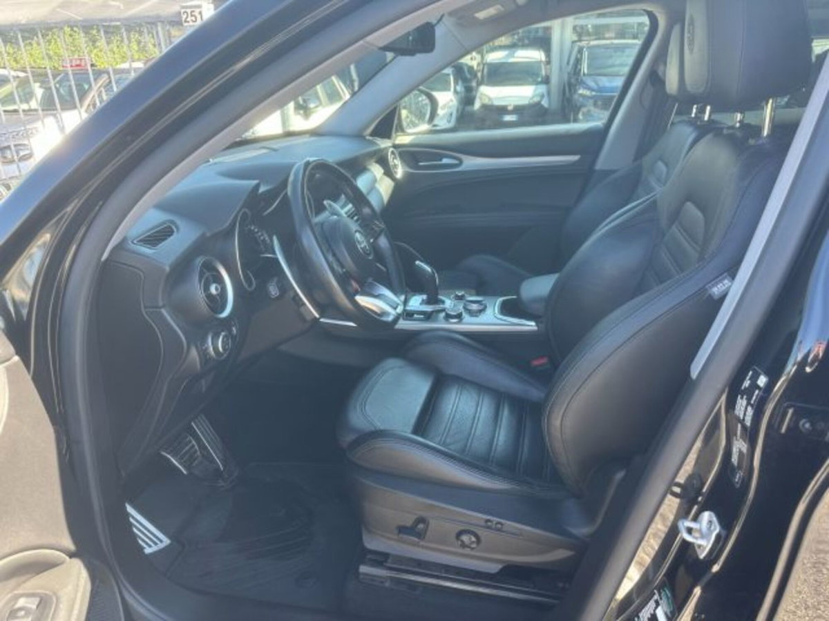 Alfa Romeo Stelvio Stelvio 2.2 Turbodiesel 210 CV AT8 Q4 Veloce (6)