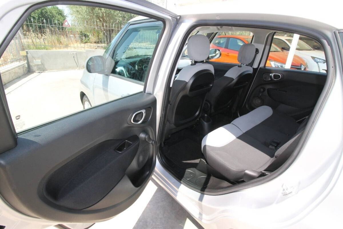 Fiat 500L Living 1.6 Multijet 120 CV Pop Star (15)