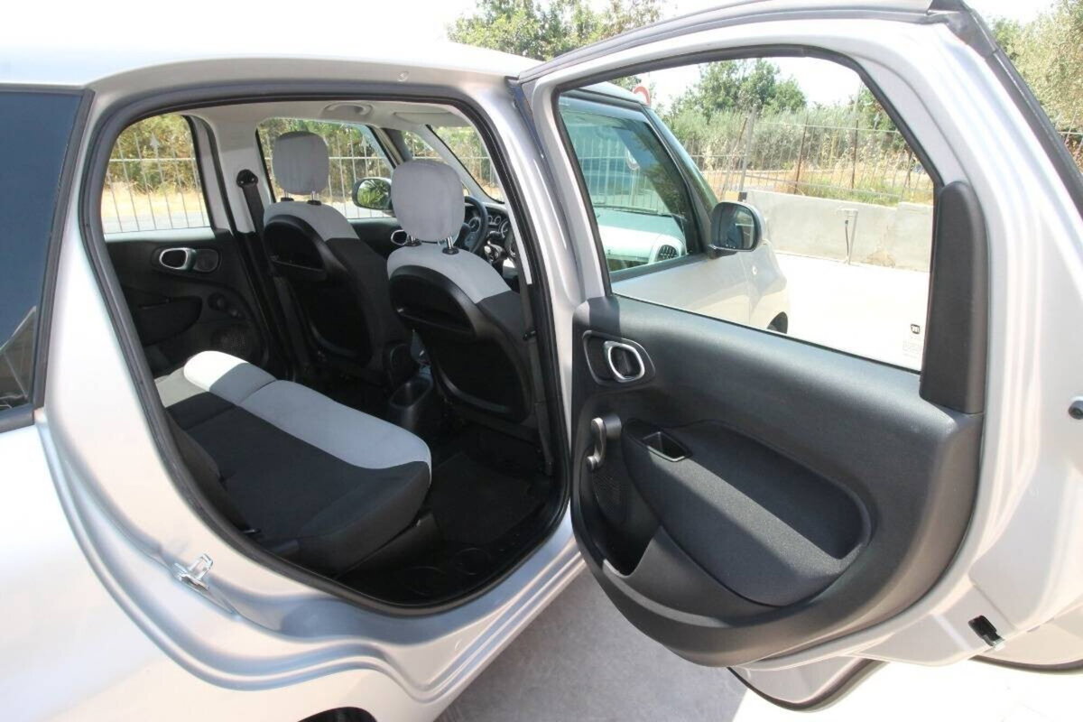 Fiat 500L Living 1.6 Multijet 120 CV Pop Star (16)