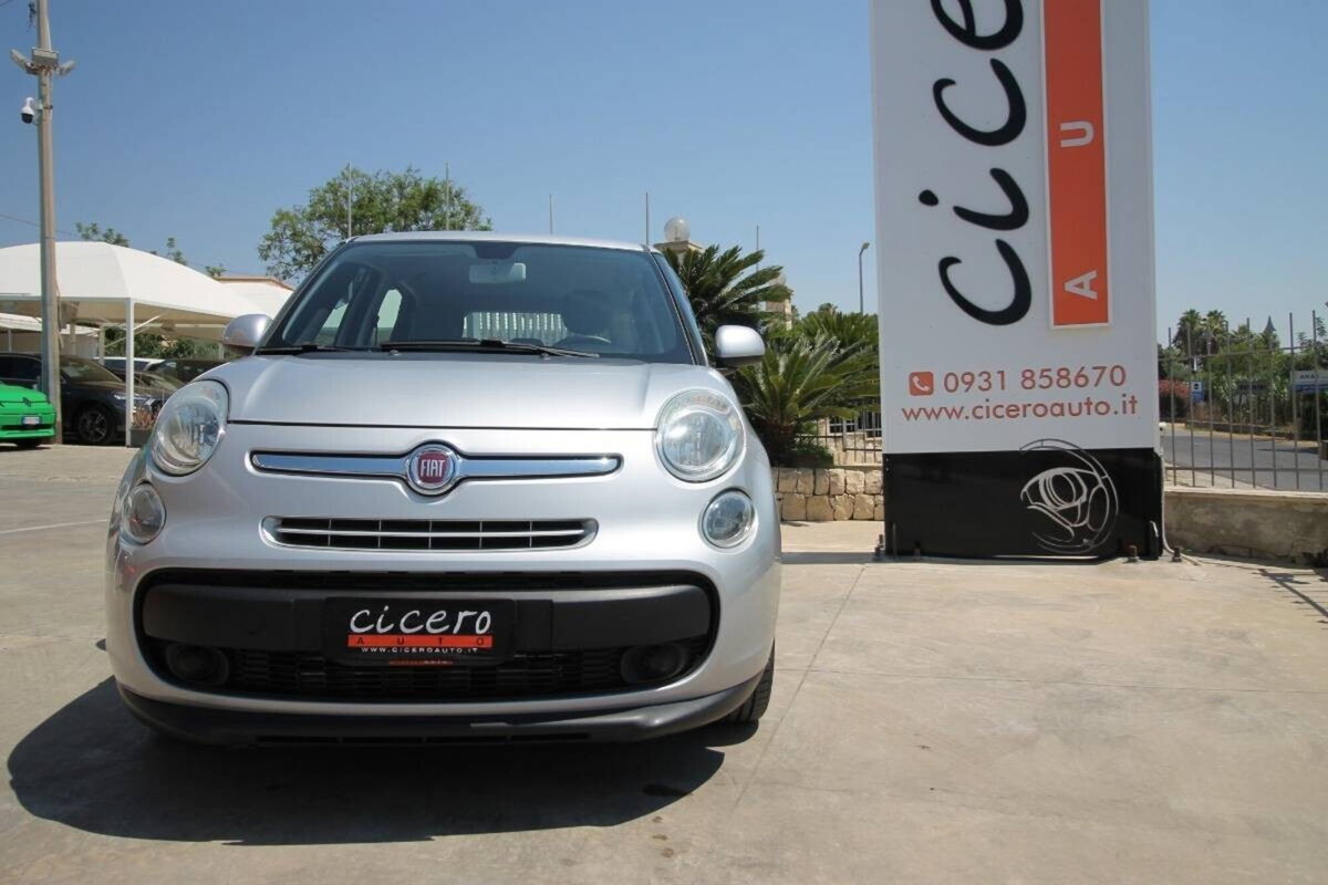 Fiat 500L Living 1.6 Multijet 120 CV Pop Star (2)