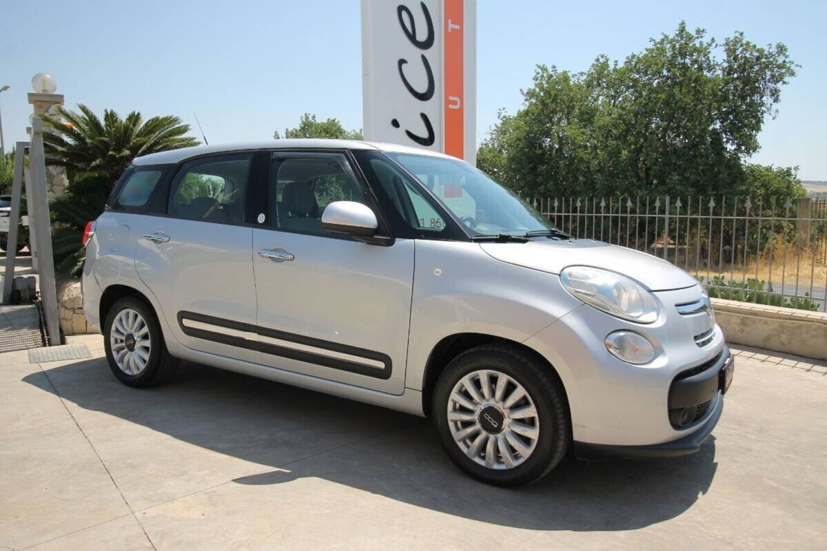 Fiat 500L Living 1.6 Multijet 120 CV Pop Star (7)