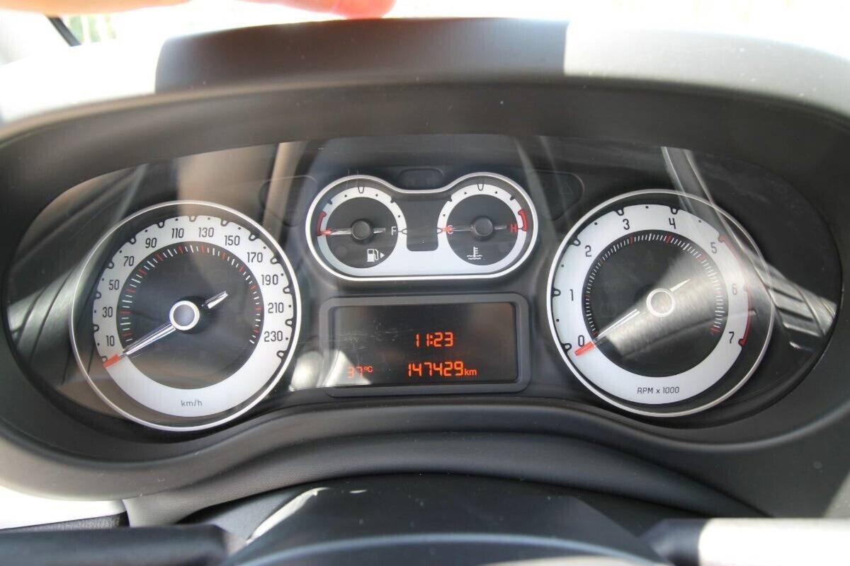 Fiat 500L Living 1.6 Multijet 120 CV Pop Star (9)