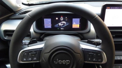 Jeep Avenger 1.2 turbo Summit fwd 100cv (10)