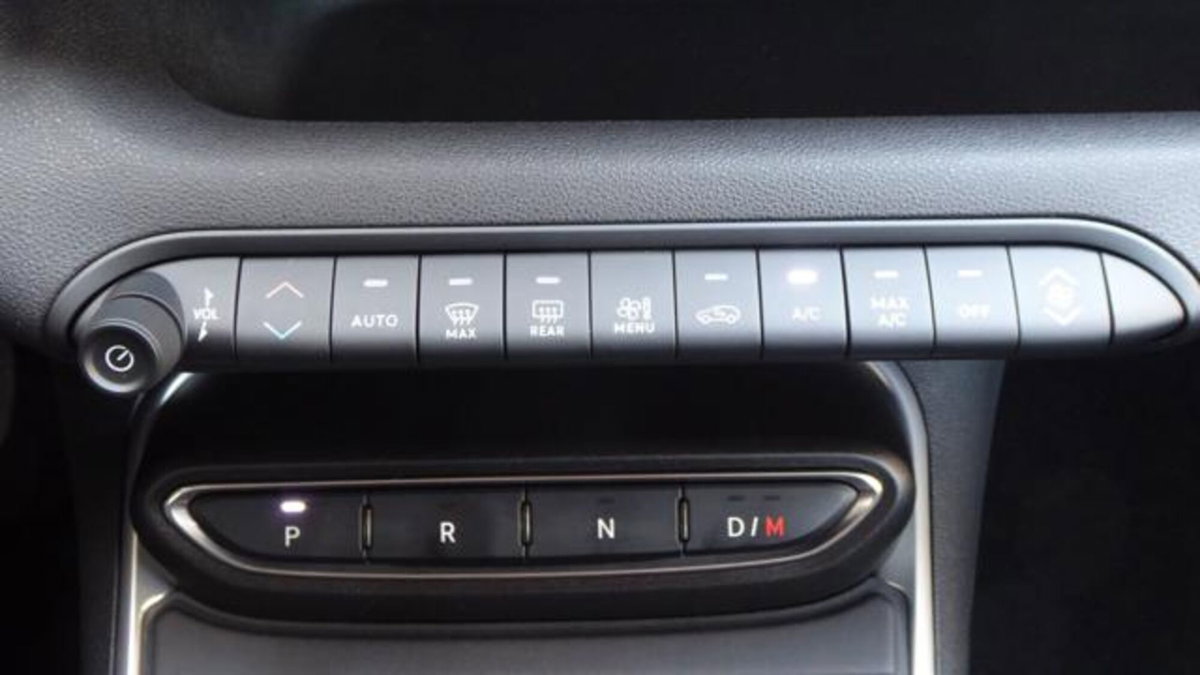 Jeep Avenger 1.2 turbo Summit fwd 100cv (12)