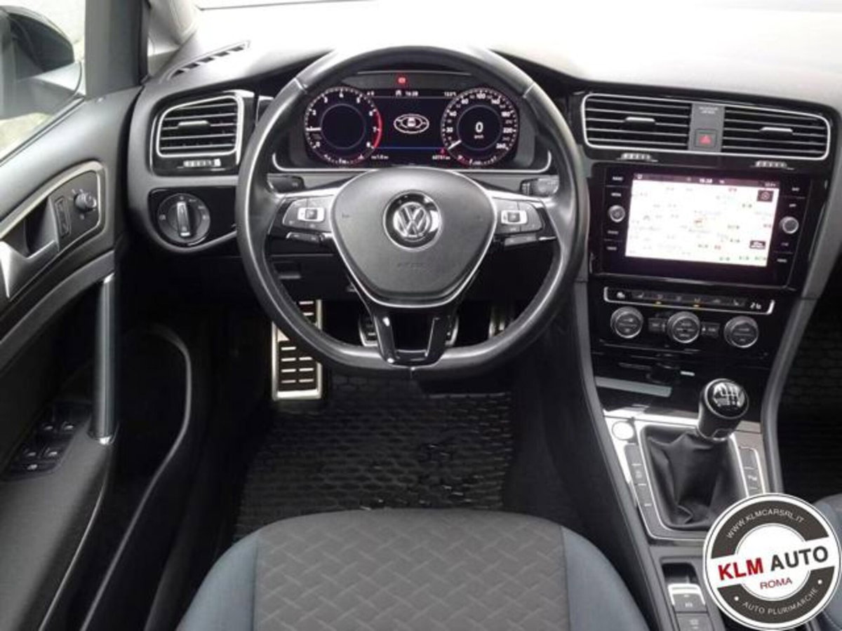 Volkswagen Golf 1.0 TSI 115 CV 5p. Comfortline BlueMotion (11)