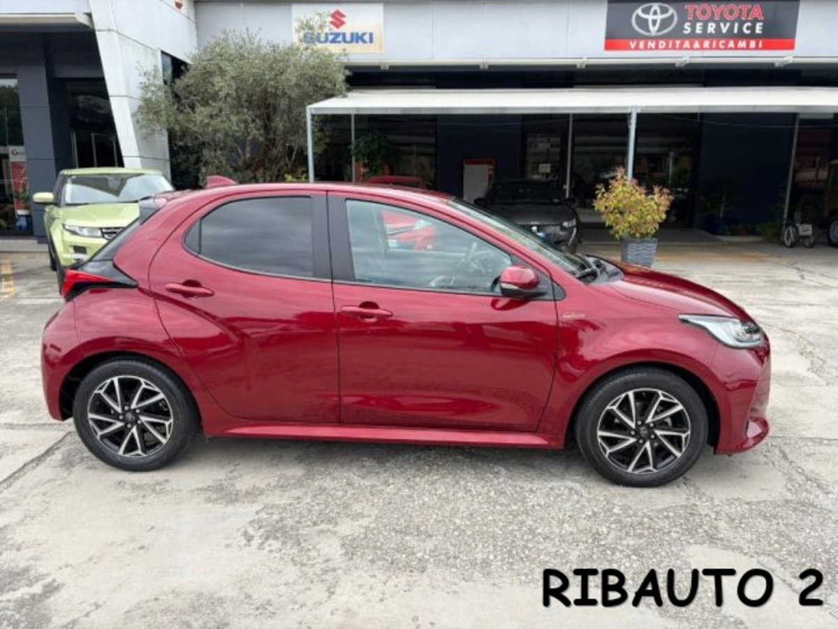 Toyota Yaris 1.0 5 porte Trend (12)