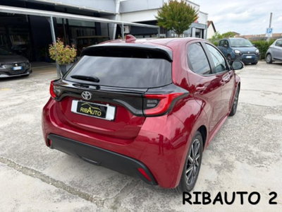 Toyota Yaris 1.0 5 porte Trend (2)