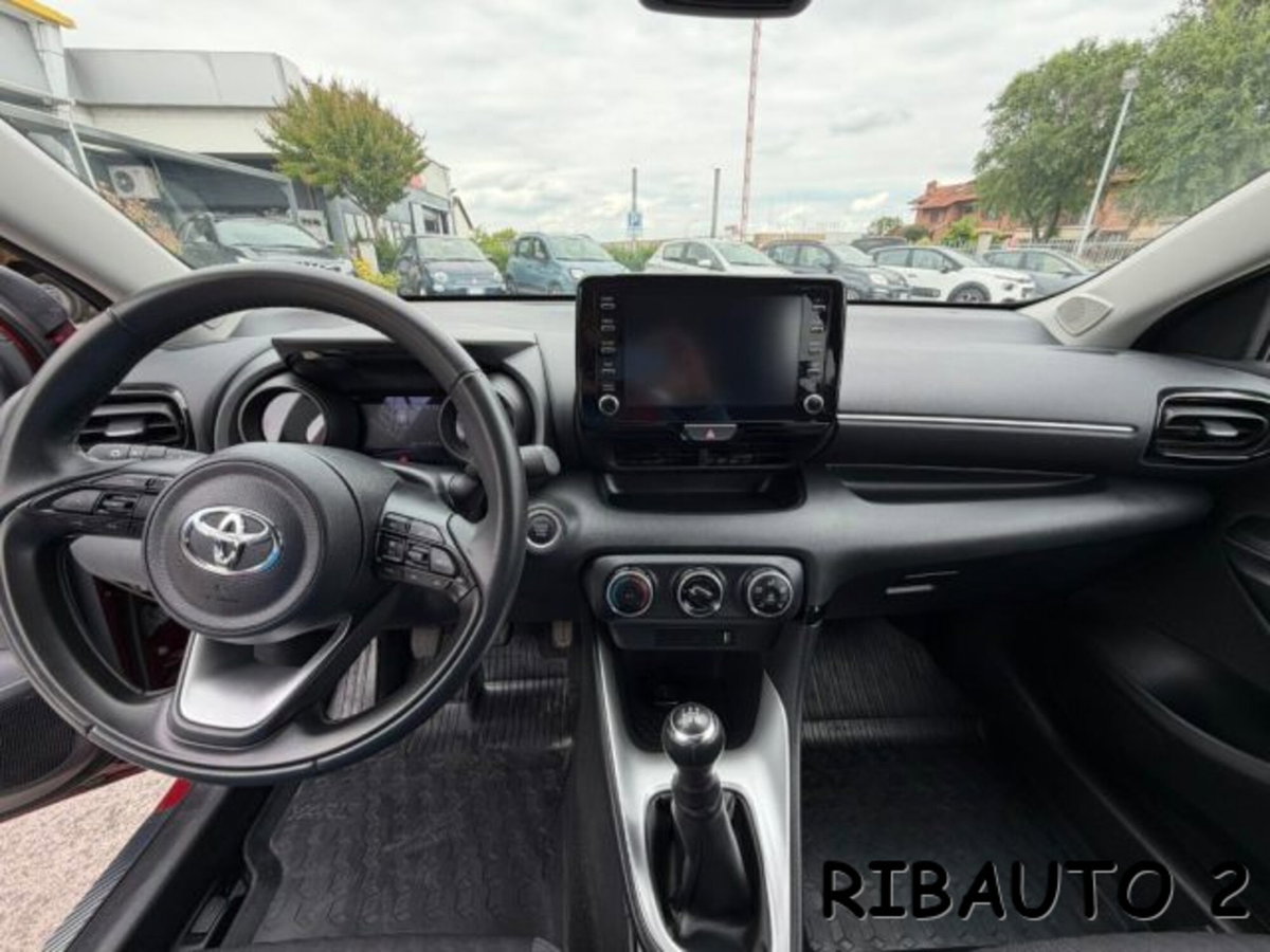 Toyota Yaris 1.0 5 porte Trend (4)