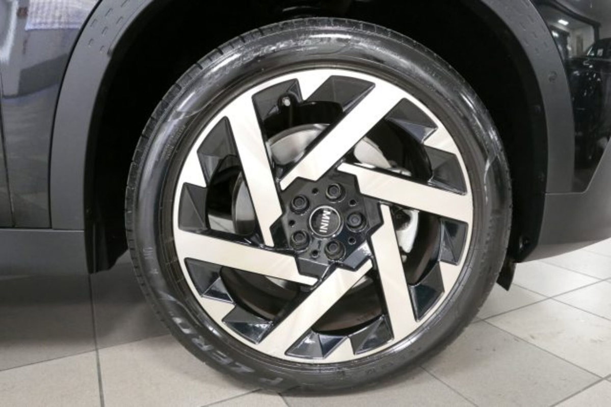 MINI Mini Countryman E Favoured (15)