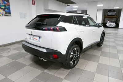 Peugeot 2008 PureTech 130 S&S EAT8 Allure Pack (4)