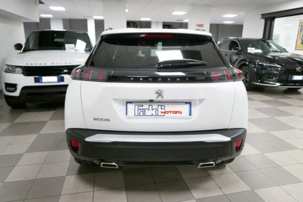 Peugeot 2008 PureTech 130 S&S EAT8 Allure Pack (5)