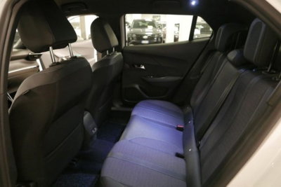 Peugeot 2008 PureTech 130 S&S EAT8 Allure Pack (9)