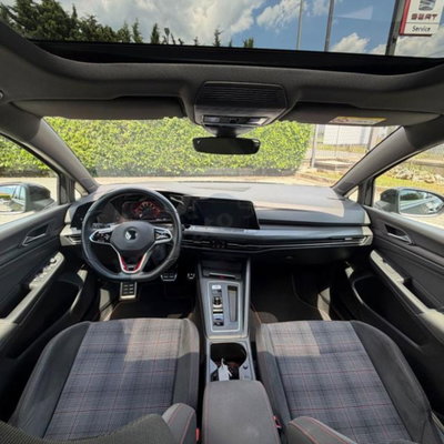 Volkswagen Golf 2.0 TSI GTI DSG (10)