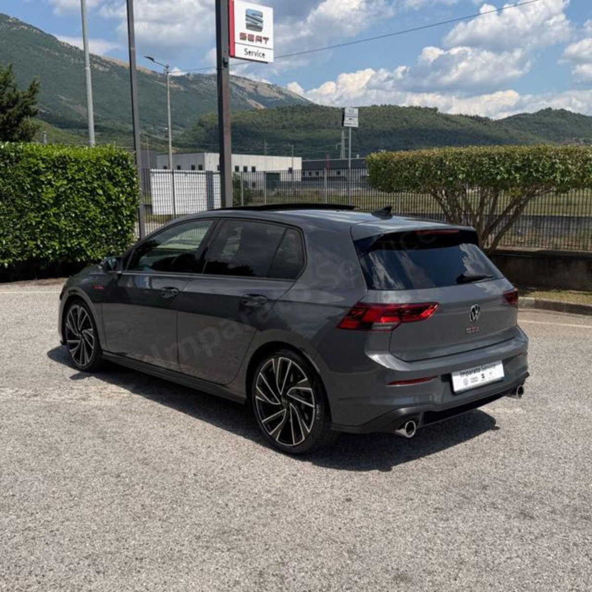 Volkswagen Golf 2.0 TSI GTI DSG (7)