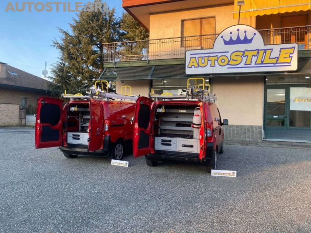 Fiat Fiorino Furgone cargo 1.3 mjt 95cv Adventure (2)