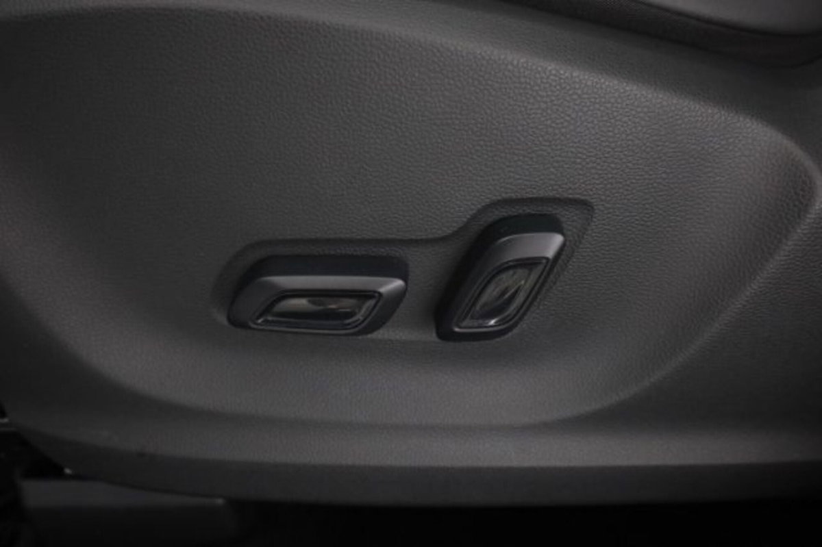 Mg ZS ZS 1.5 Luxury (12)