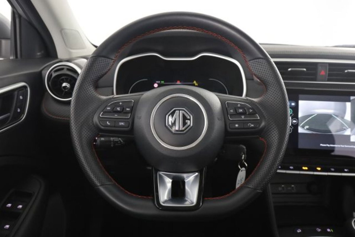 Mg ZS ZS 1.5 Luxury (5)