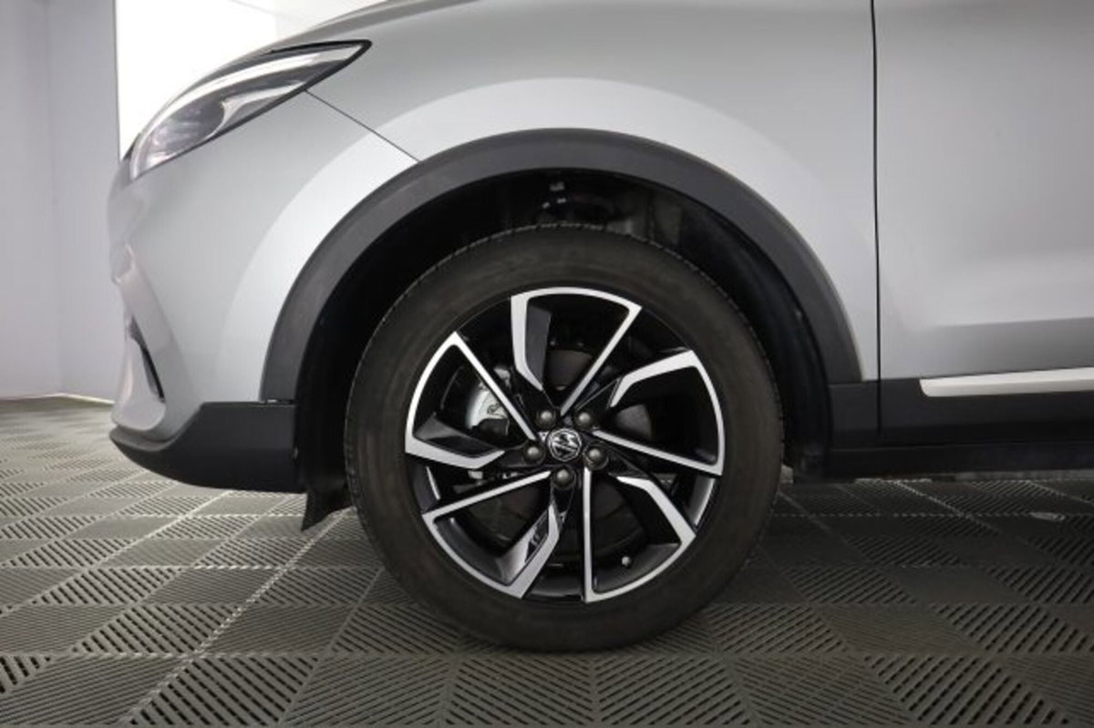 Mg ZS ZS 1.5 Luxury (8)